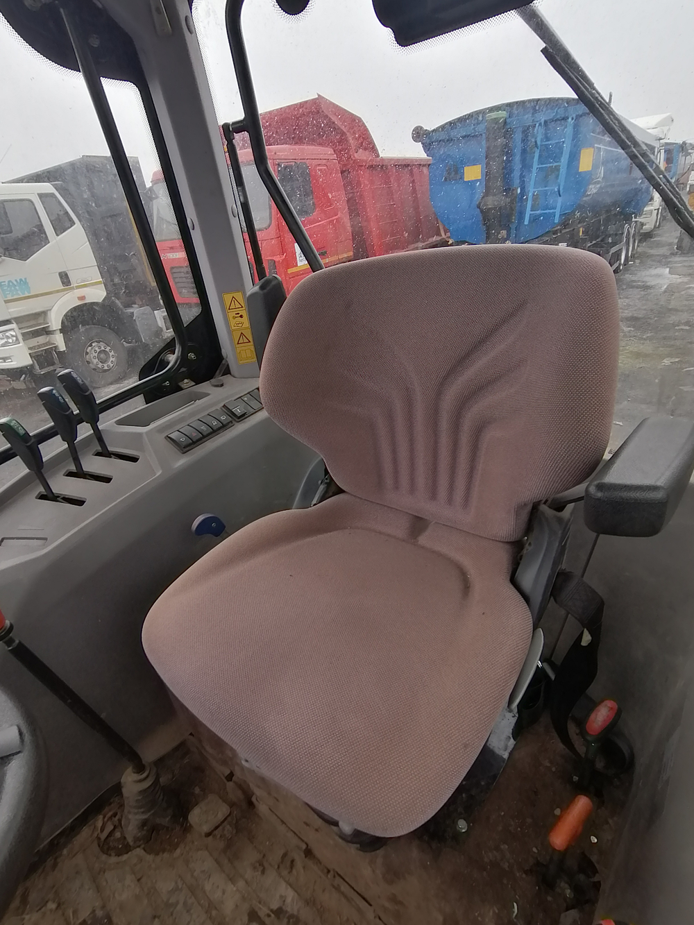 Lovol TH* Трактор TH854 (Дизельный, 3,5 л, 85 л.с., МТ)