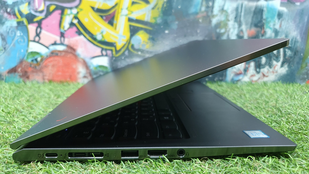 Lenovo ThinkPad X1 Yoga Gen 4