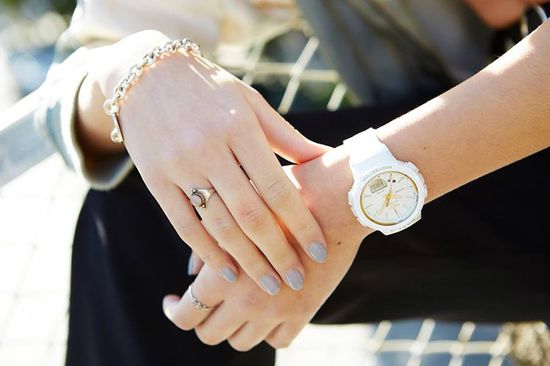 Наручные часы Casio Baby-G BGS-100GS-7A с шагомером