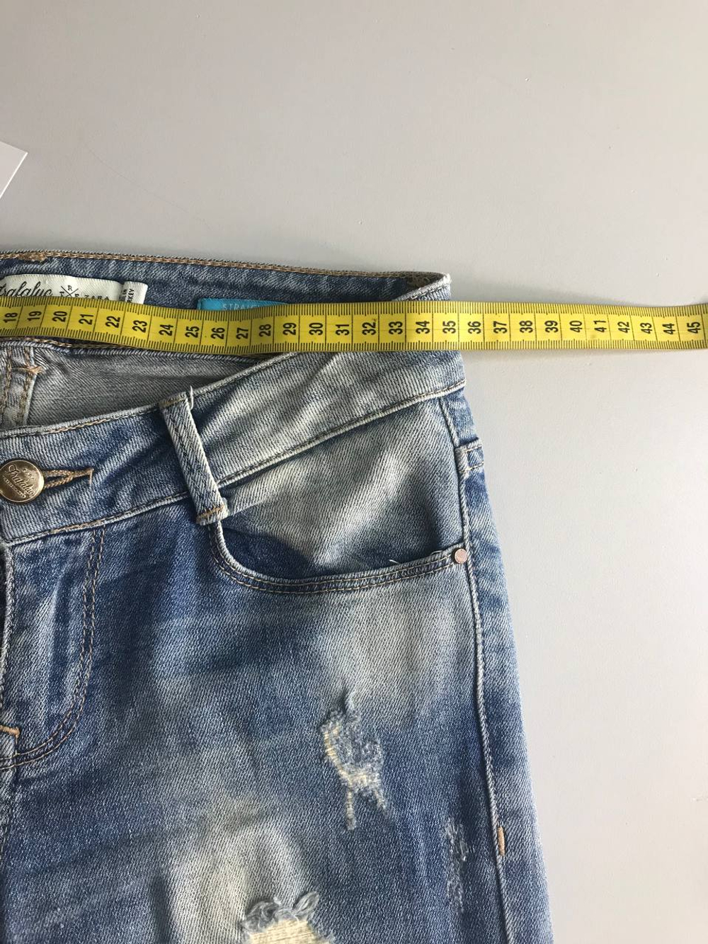 Джинсы Zara в городском стиле, маркировка 34, визуально на 40 размер