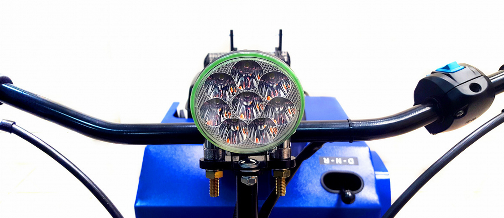 Буксировщик ЛИДЕР-3-3Т-18.5АП, с модулем и РЕВЕРСОМ