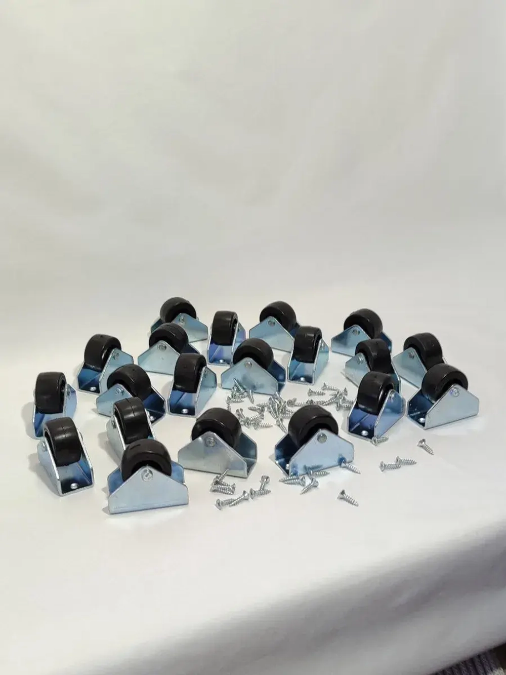 Мебельные колеса, выдвижные ролики диванов, шкафов, кроватей