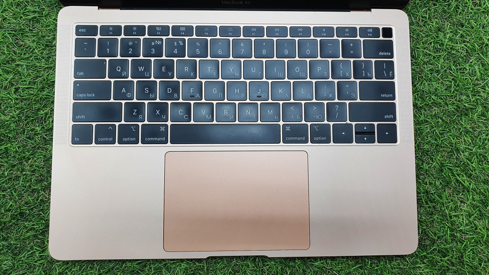 MacBook Air Retina 13  2018 на запчасти