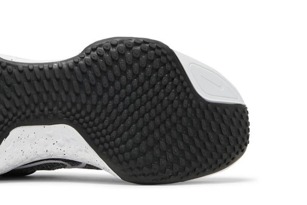 Кроссовки Nike Invincible Run 1 Flyknit