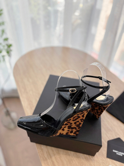 Saint Laurent Sandals