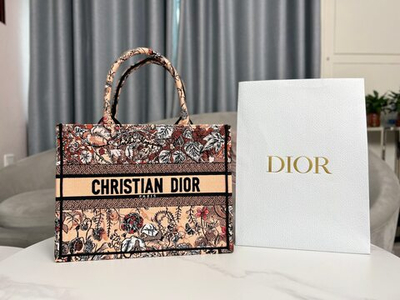 Christian Dior Book Tote 36 cm