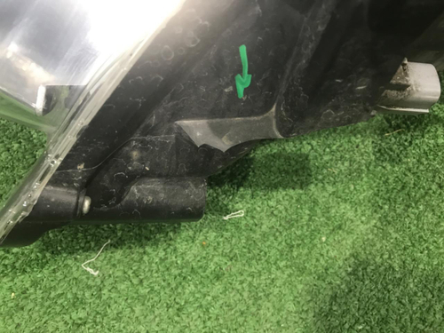 Фара правая Toyota Camry 7 XV50 (2014-2017) ксенон не адаптив