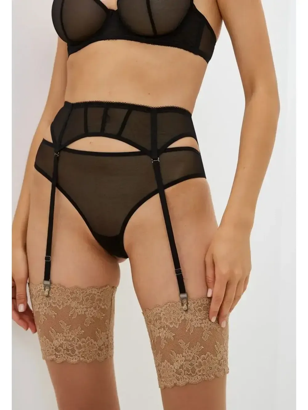 Пояс для чулок сетка