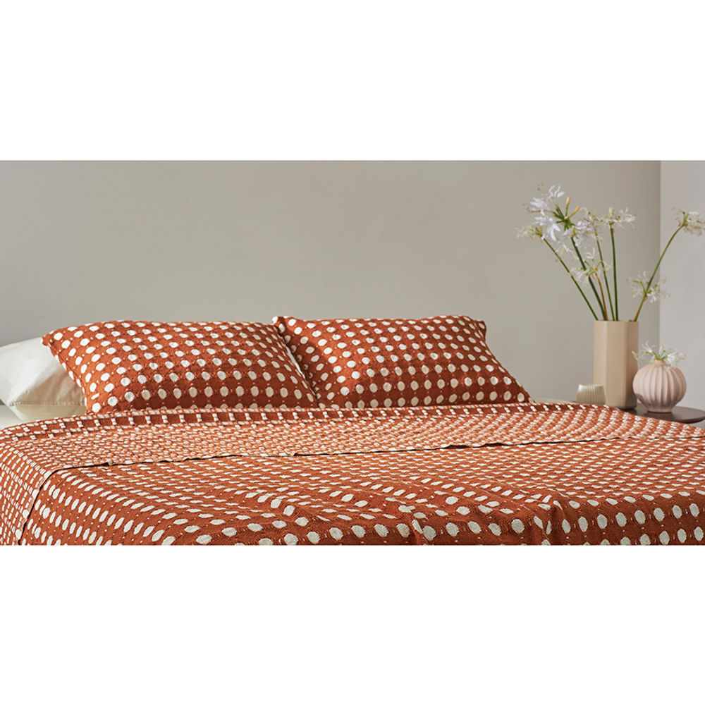 Покрывало из хлопка Polka dots, 180х250 см | карамельный