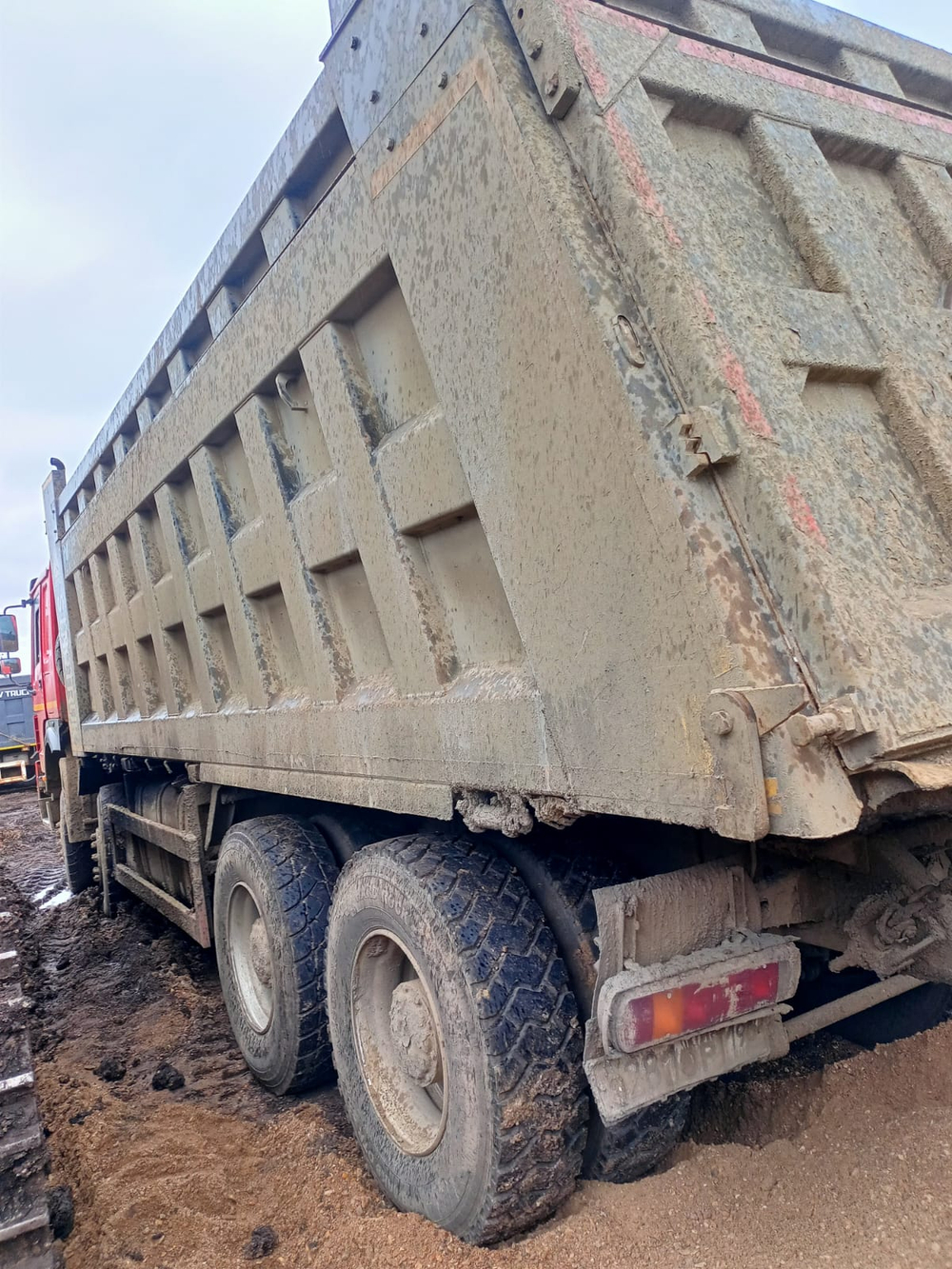 Howo ZZ* 8x4 Самосвал ZZ3407S3867E (Дизель, 9,7 л, 373 л.с, МТ)