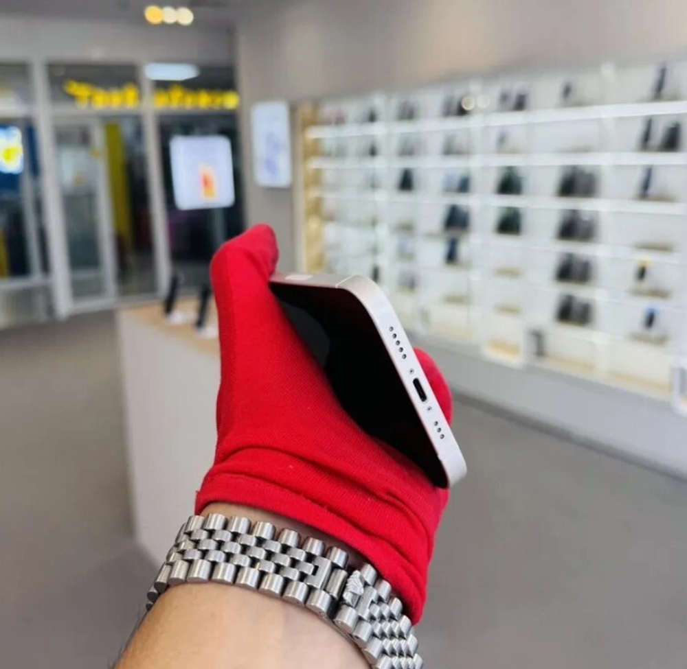 iPhone 12, 128 ГБ б/у