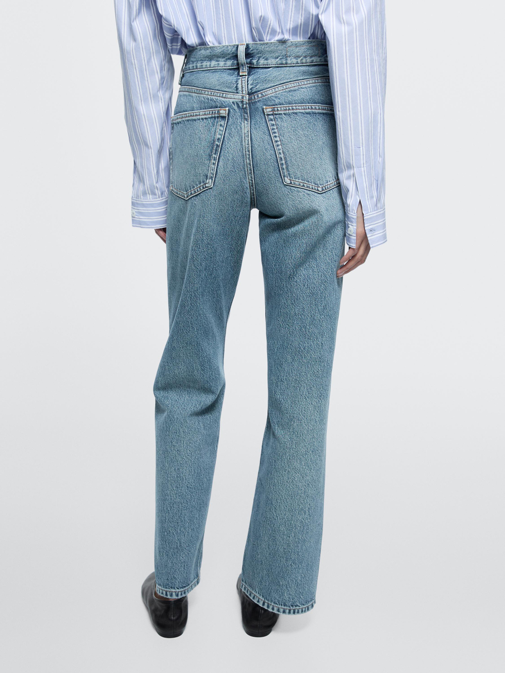 Massimo Dutti Прямые джинсы с высокой талией, светло-голубой