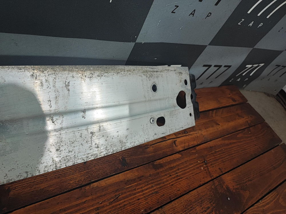 Усилитель переднего бампера Toyota RAV4 V (XA50) 18-нв Б/У Оригинал 5202142200