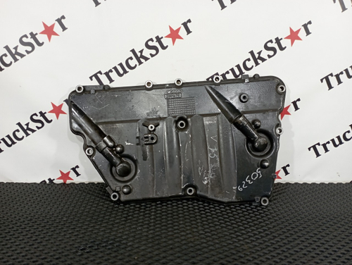 Крышка масляного радиатора