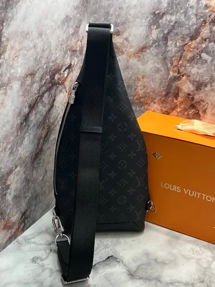 Сумка-слинг Louis Vuitton Duo канва Taigarama
