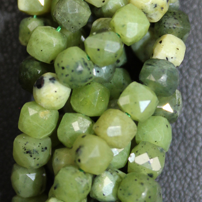 Нефрит Канада куб юв 4,5мм