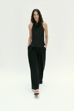 ZARA БРЮКИ С ВЫСОКОЙ ПОСАДКОЙ И ЗАЩИПАМИ, ЧЕРНЫЙ