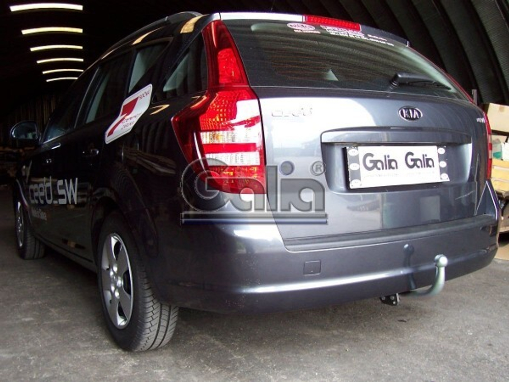 Фаркоп оцинкованный Galia K030A для Kia Ceed универсал 2006-2012(паспорт и сертификат в комплекте)(без электрики)