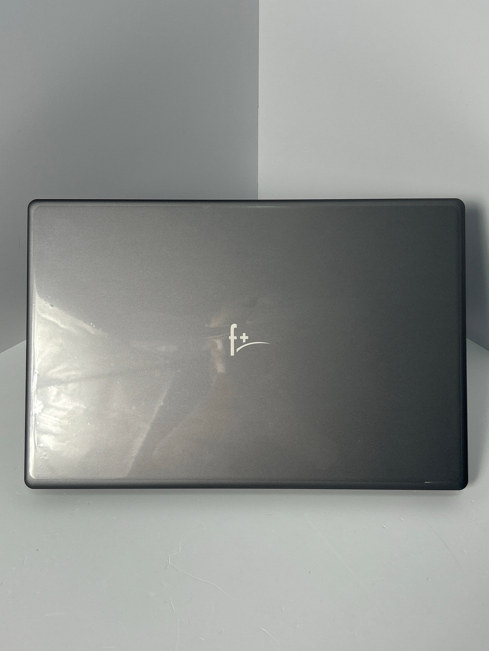 Ноутбук F+ FLAPTOP R-Series (FLTP-5R7-16512-W) 15.6"/AMD Ryzen 7 5825U/RAM 16GB/SSD 512GB/AMD Radeon RX Vega 8/1920x1080/IPS/Win11/Подсветка кл-ры: LED/серебристый Состояние: B1