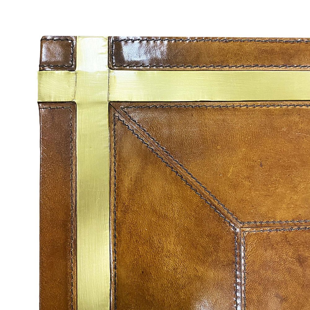 Кофейный столик "Ветер странствий"