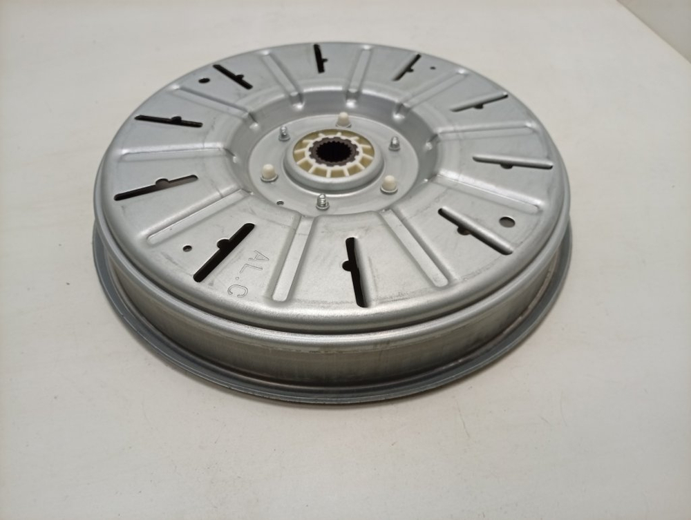 F1029NDR кт74 Ротор двигателя для стиральной машины LG MBF618448 б/у