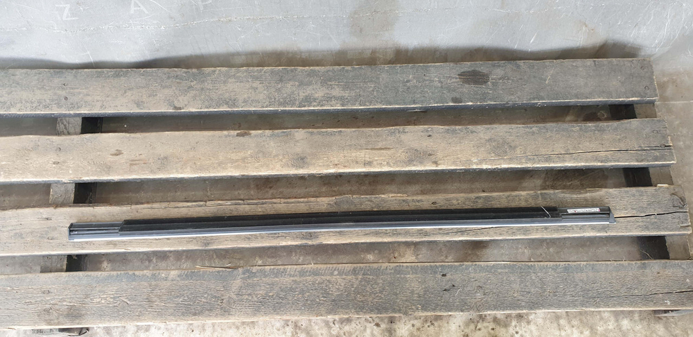 Молдинг двери задней правой MB S (X222) Maybach 13-20 Б/У Оригинал A2226901380