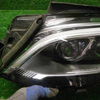 Фара левая Mercedes GLE W166 (2015-2018) LED