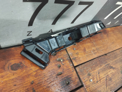 Кронштейн заднего бампера E (W213) Новый Оригинал A2138850465