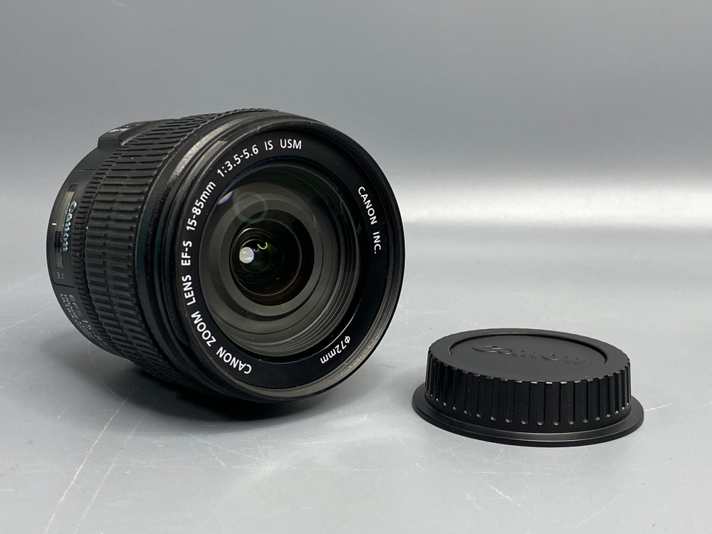 Canon EF-S 15-85mm 3.5-5.6 IS USM