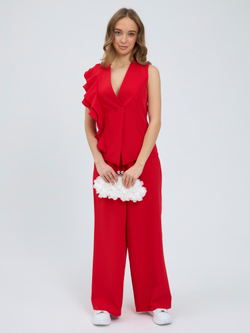 Костюм нарядный двойка брючный с жилеткой красный