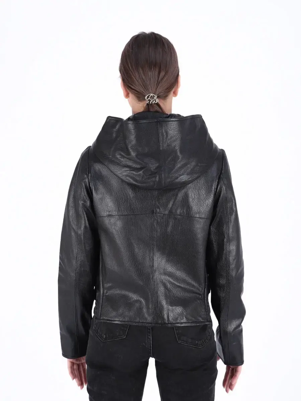 Куртка женская из натуральной кожи