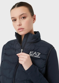 Жилет EA7