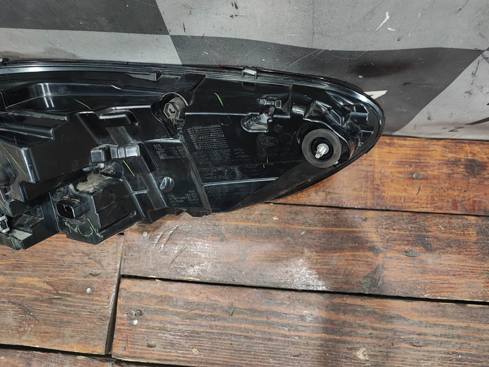 Фонарь задний левый BMW X5 (G05) 18-23 Б/У Оригинал 63215A164B1