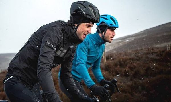 Топ-5 советов заядлому шоссейнику в покатушках осенью Топ-5 советов заядлому шоссейнику в покатушках осенью