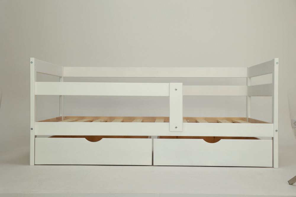 Кровать подростковая "Софа" 140*70 см белый 1 борт, (ДМВ)