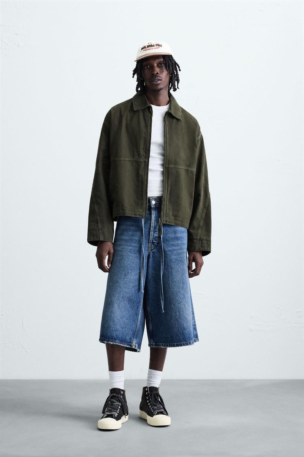 ZARA КУРТКА С ЭФФЕКТОМ ПОТЕРТОСТИ СВОБОДНОГО КРОЯ, ТЕМНЫЙ ХАКИ