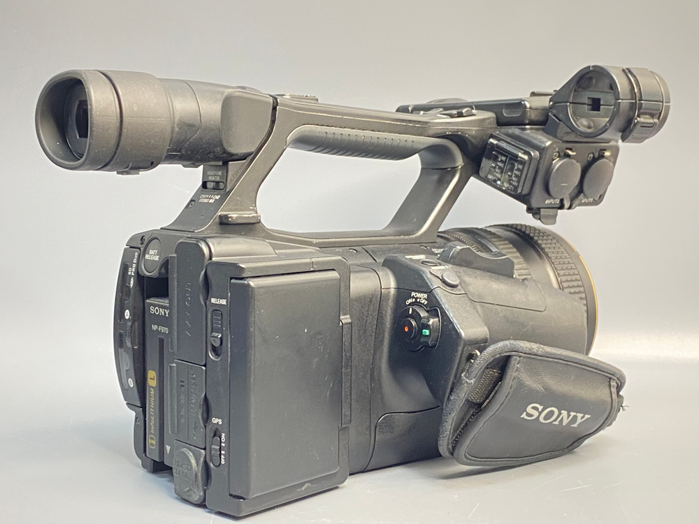 Sony HXR-NX5E 86x10h