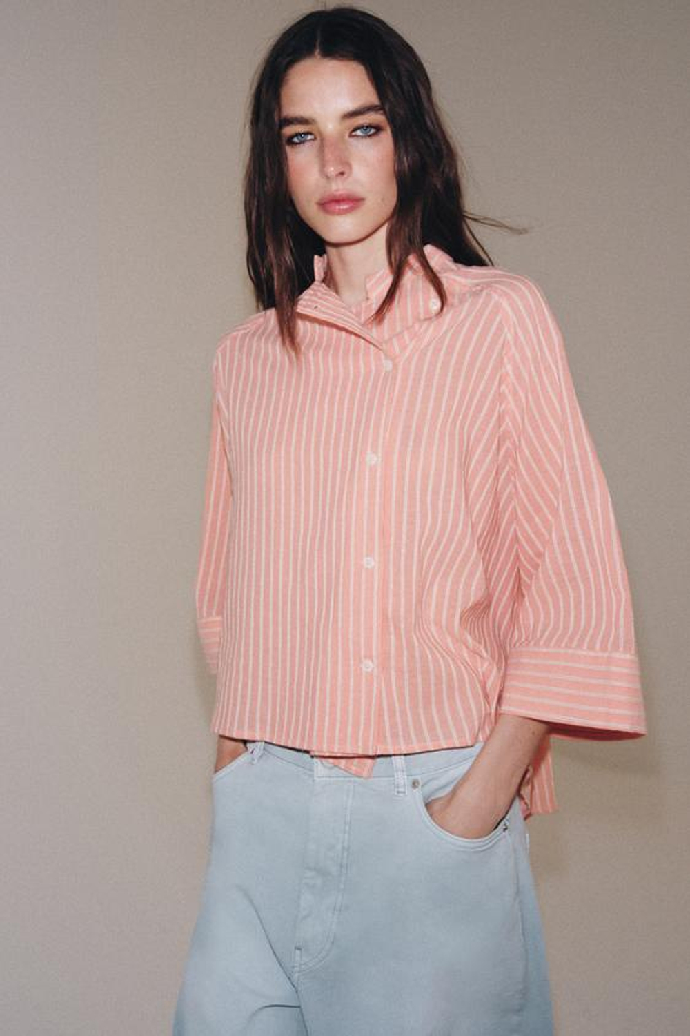 ZARA РУБАШКА В ПОЛОСКУ АСИММЕТРИЧНОГО КРОЯ ZW COLLECTION, ЛОСОСЕВЫЙ