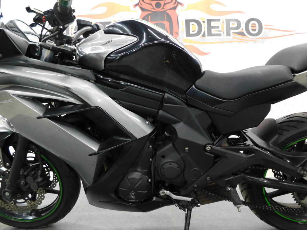 Kawasaki Ninja 400 038402