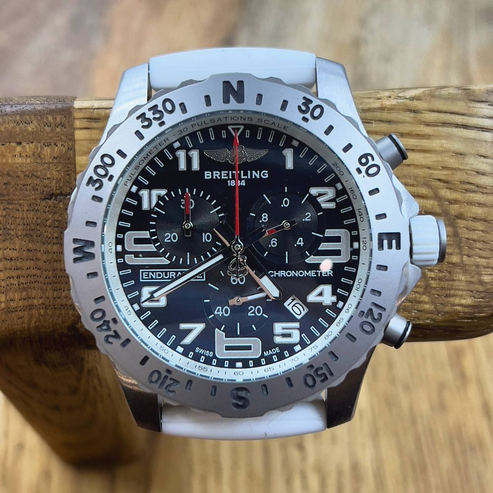 Часы Breitling