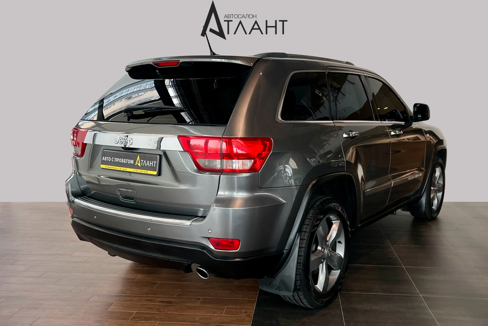 Jeep Grand Cherokee, 2011 год