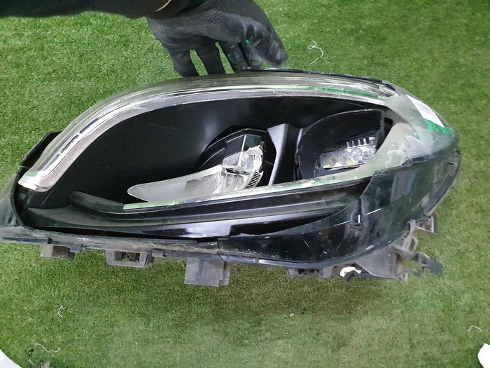 Битая Фара левая Mercedes B w246 (2014-2018) LED