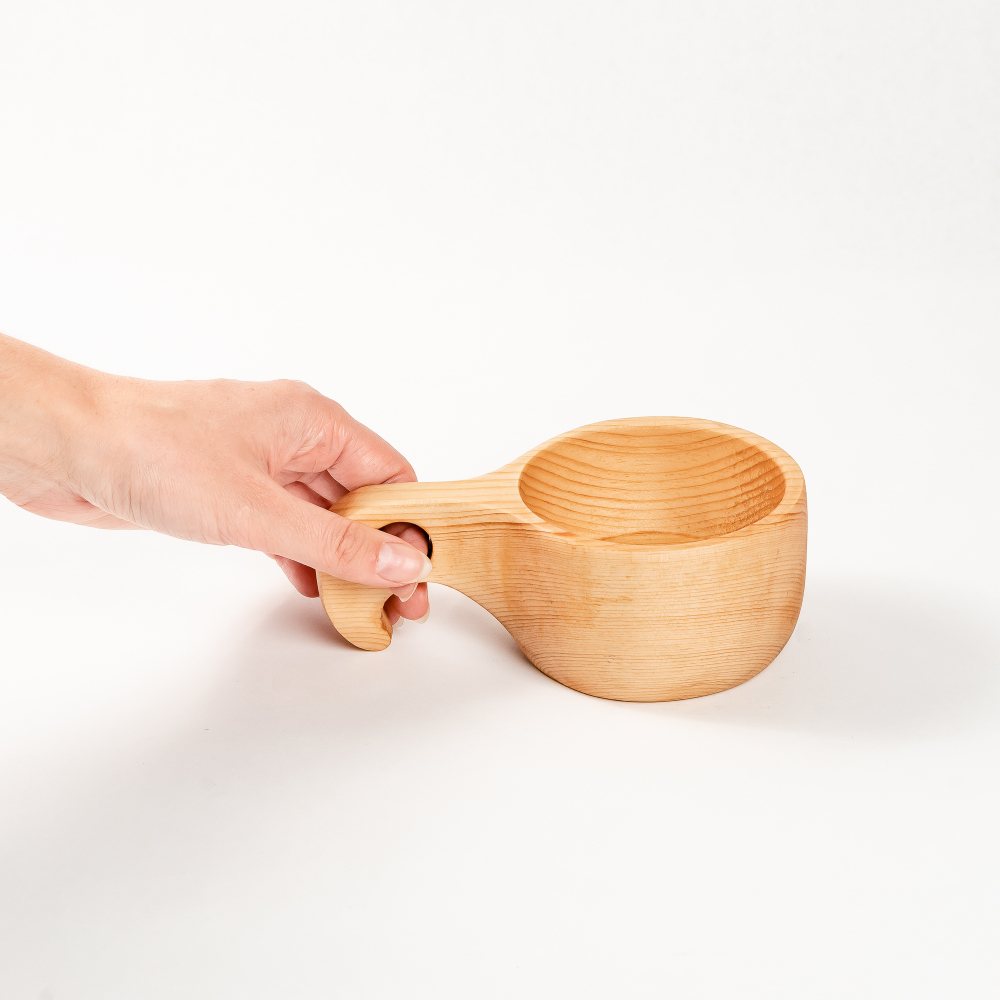 Деревянная кукса из кедра для напитков 150 мл. C78