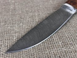 Шкуросъемный нож "Якут" с кованым долом, рукоять мореная карельская береза