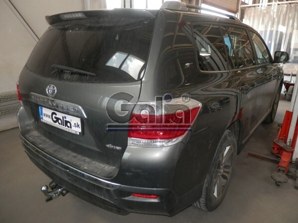 Фаркоп оцинкованный Galia T068A для Toyota Highlander 2010-2014(паспорт и сертификат в комплекте)(без электрики)