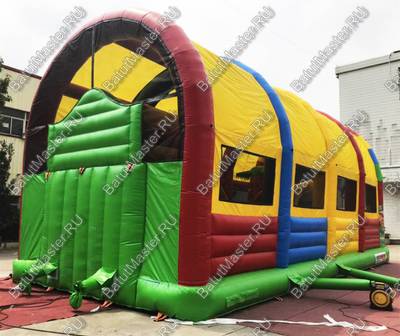 Надувной батут "Маша и медведь" с крышей 12*6*6 м