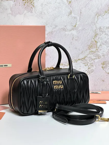 Сумка MIU MIU Arcadie matelassé из кожи наппа, черный