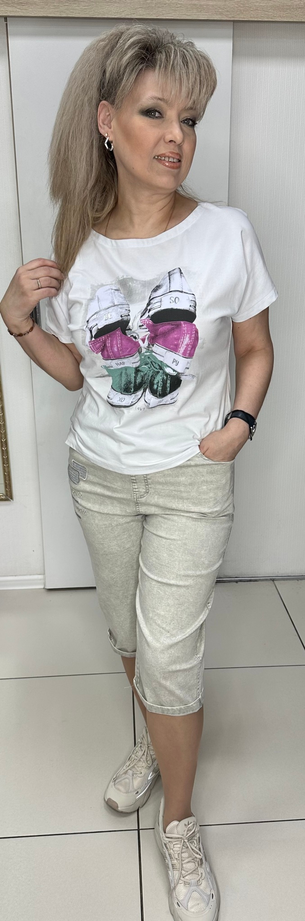 Светлые меланжевые капри