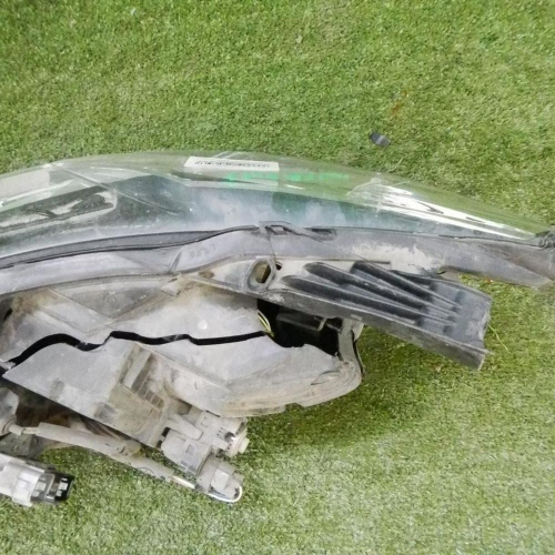 Битая Фара правая Mitsubishi Pajero Sport 3 (2015-2021) LED