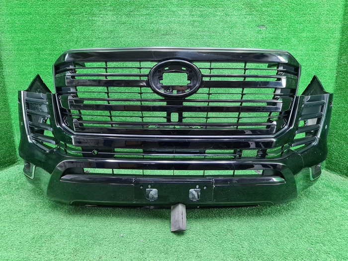 Бампер передний Land Cruiser 300 (21-нв) В сборе